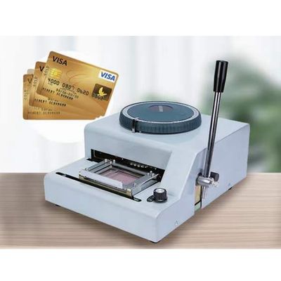 Kunststofftechnische Smart Card-Maschinen Stempelmaschine Prägmaschine für PVC-Karten